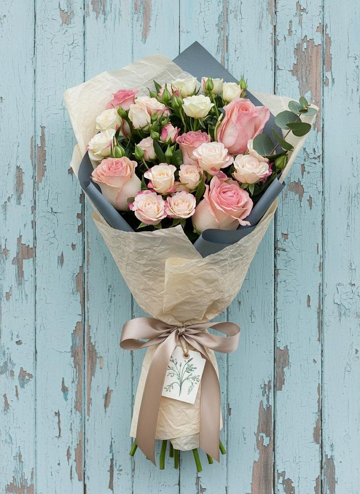 Букет цветов из: Розы в Скобелевской Краснодарский край