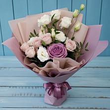 Букет цветов из:  Розы и Лизиантусы в Скобелевской Краснодарский край