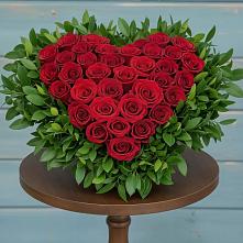 Цветочная композиция из Розы в виде сердца в Скобелевской Краснодарский край