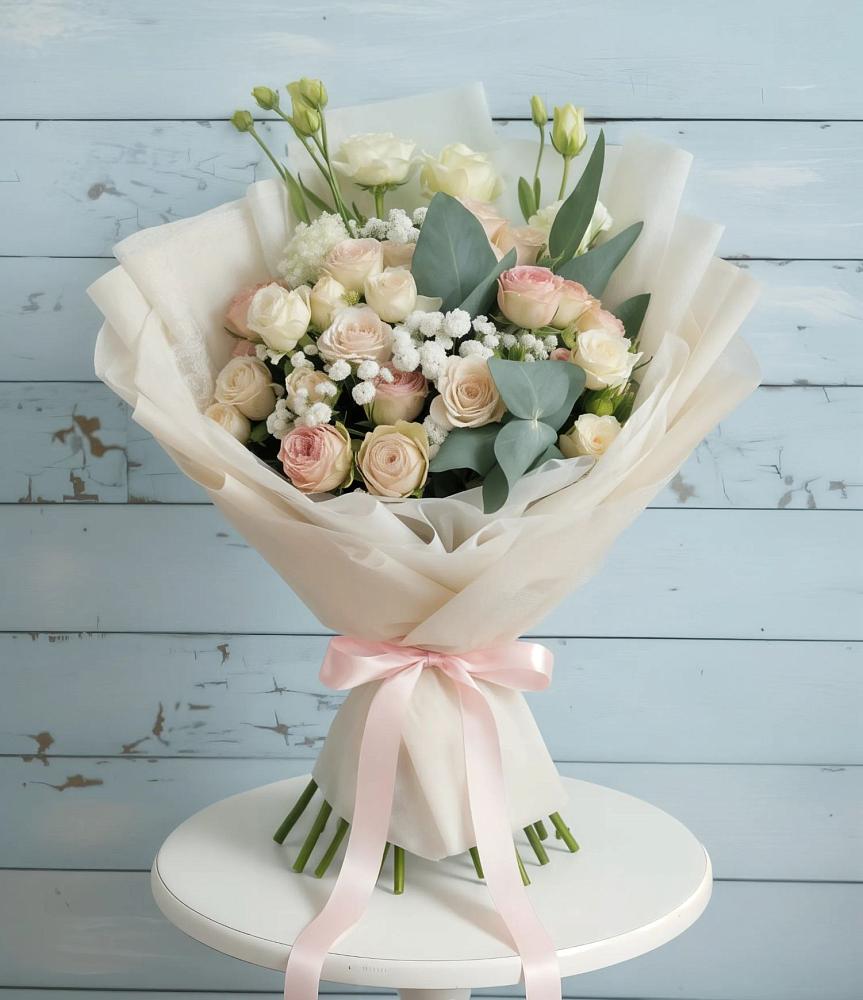 Букет цветов из: Розы и Лизиантусы в Скобелевской Краснодарский край