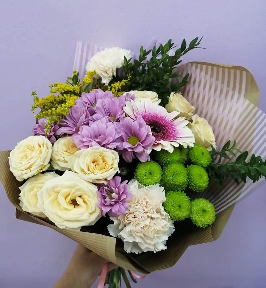 Букет цветов из: Хризантемы, Розы, Гвоздики и Герберы в Скобелевской Краснодарский край