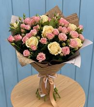 Букет цветов из:  Розы в Скобелевской Краснодарский край