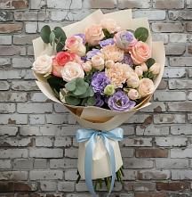 Букет цветов из:  Розы, Лизиантусы и Гвоздики #REPLACE_PRED# Скобелевской Краснодарский край