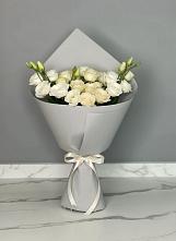 Букет цветов из:  Розы и Лизиантусы в Скобелевской Краснодарский край