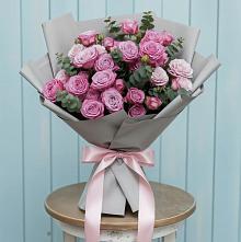 Букет цветов из:  Розы в Скобелевской Краснодарский край